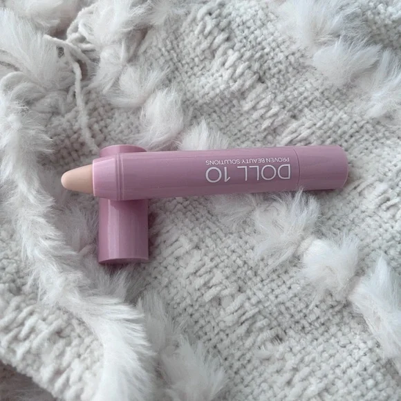 Assorted Makeup Lot - Picture 7 of 9